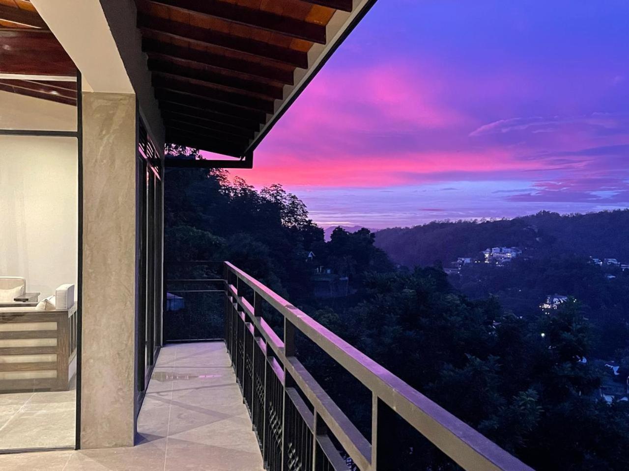 Hotel Lush Breeze Kandy Exterior foto