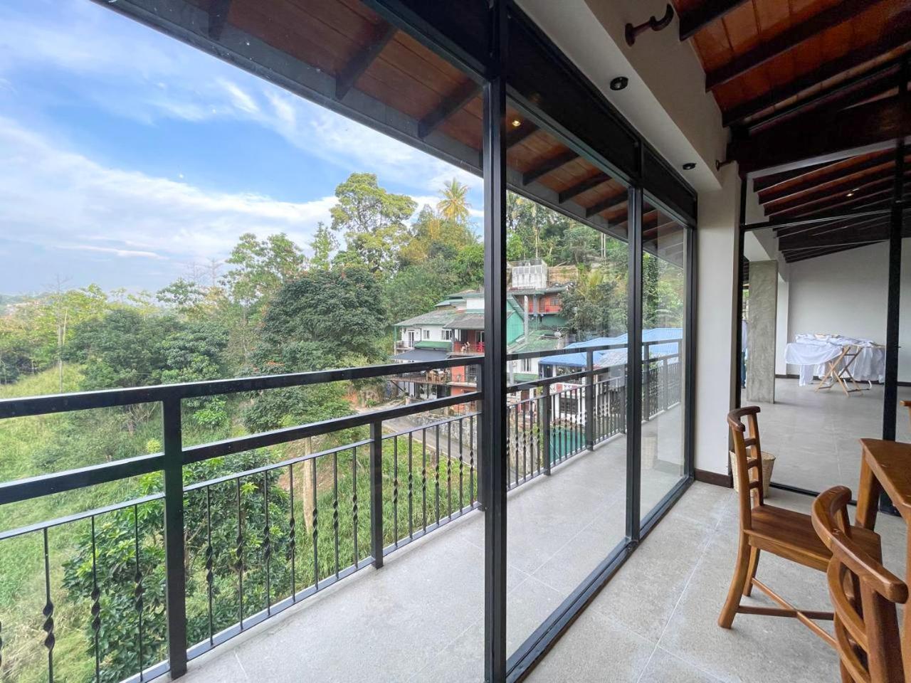 Hotel Lush Breeze Kandy Exterior foto